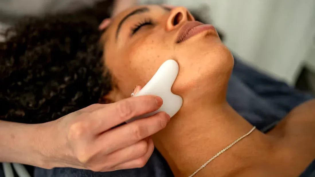 Gua sha - InternationalCosmetic