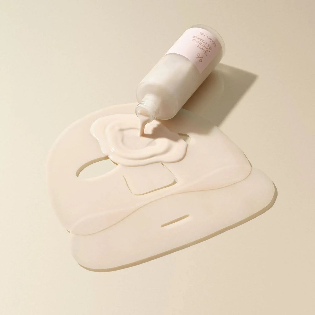 DR. CEURACLE | Vegan Kombucha Tea Essence in Gel Mask - 1 ud - InternationalCosmetic
