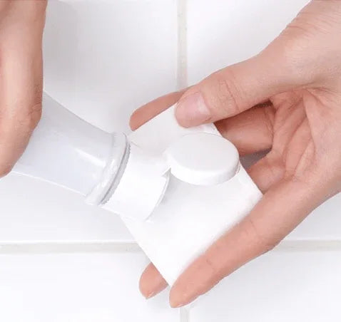 SKINFOOD | Milk Shake Point Make-up Remover - 160ml - InternationalCosmetic