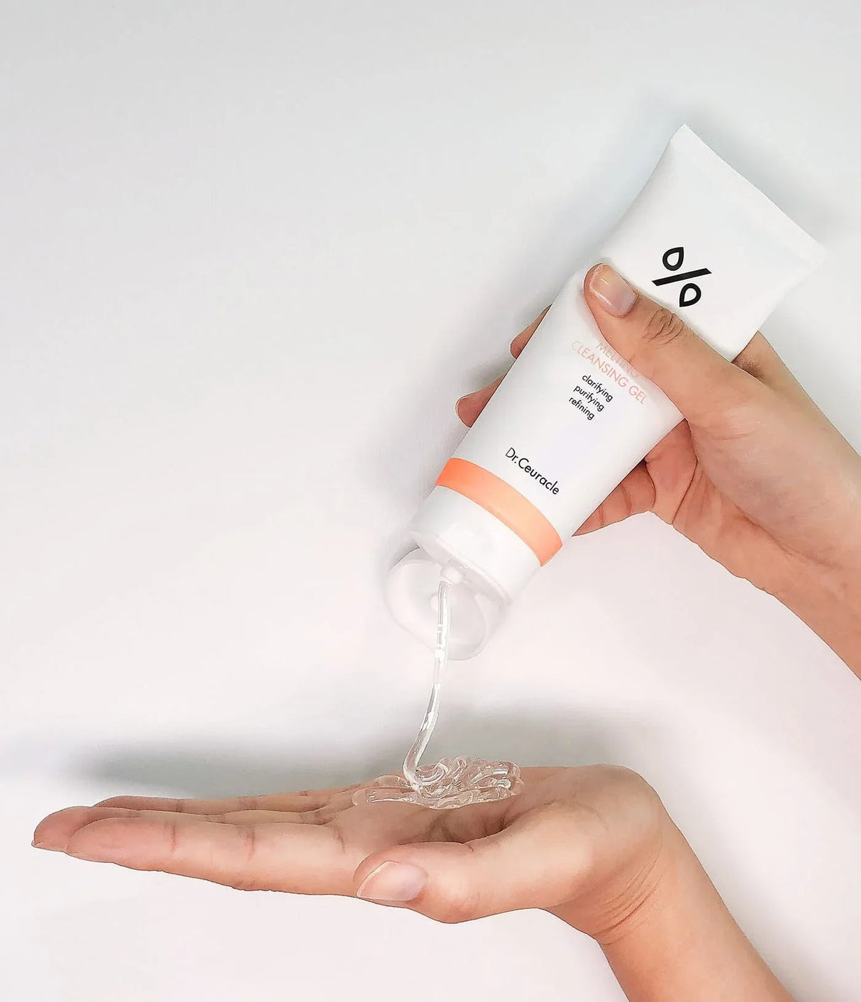 DR. CEURACLE | 5α Control Melting Cleansing Gel (OUTLET) - InternationalCosmetic