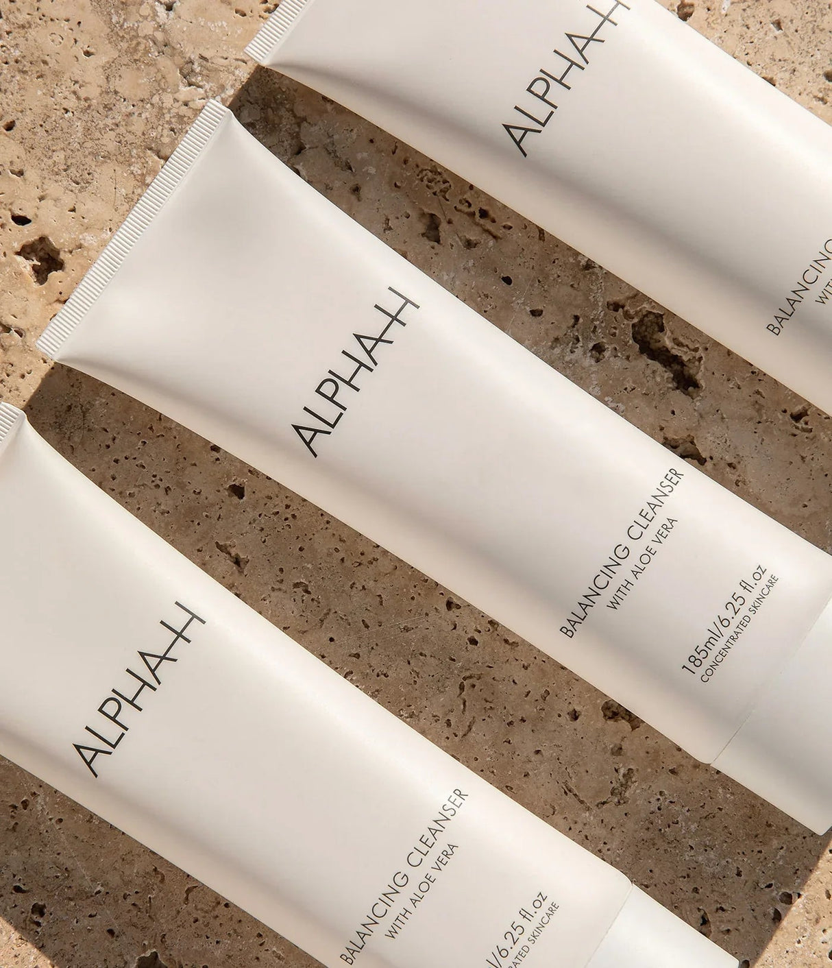 ALPHA-H | Balancing Cleanser - InternationalCosmetic