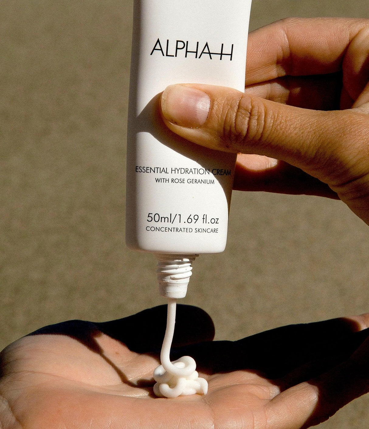 ALPHA-H | Essential Hydration Cream - InternationalCosmetic