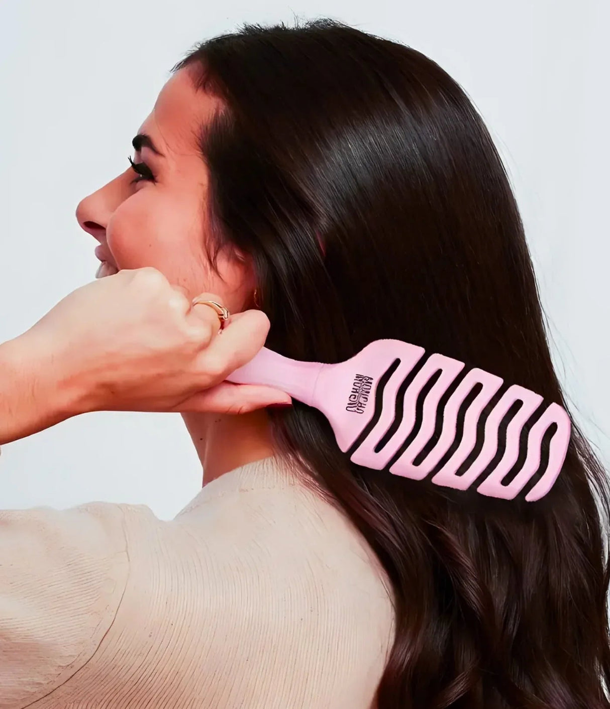 MONCHO MORENO | Super Magic Brush - InternationalCosmetic