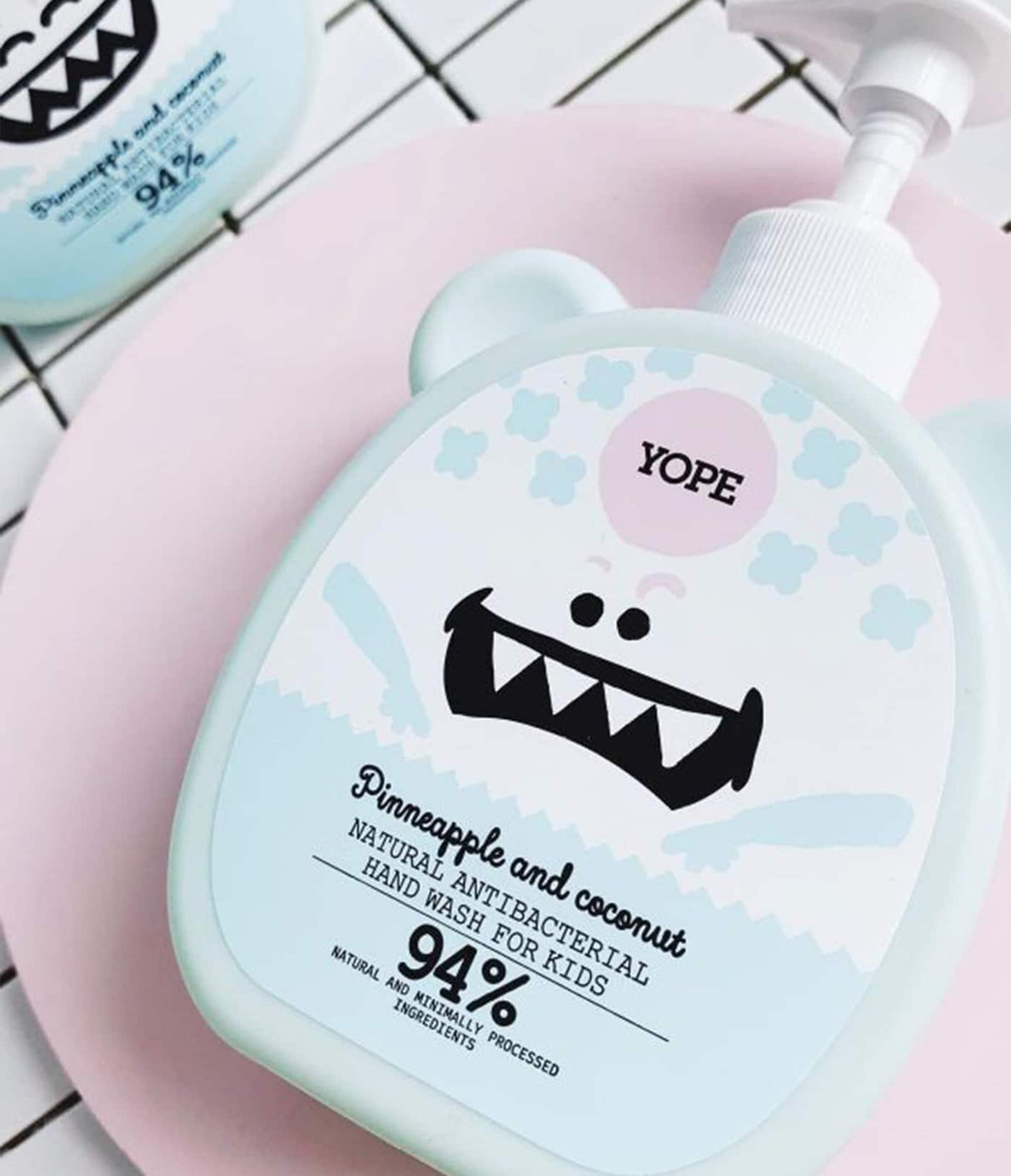 YOPE | Pineapple and Coconut Natural Antibacterial Hand Soap for Kids - 400ml - InternationalCosmetic