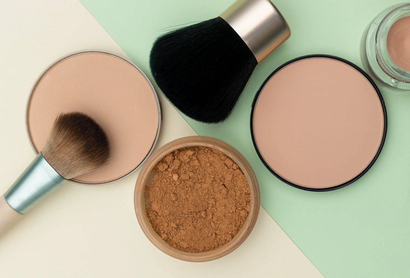 Polvos compactos - InternationalCosmetic