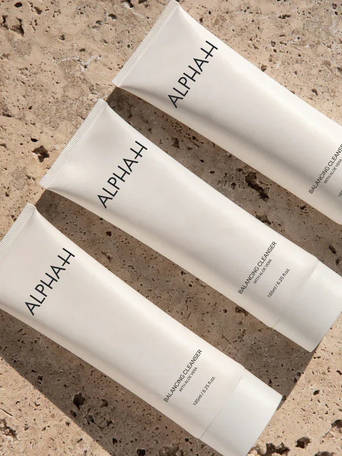 ALPHA-H | Balancing Cleanser - InternationalCosmetic