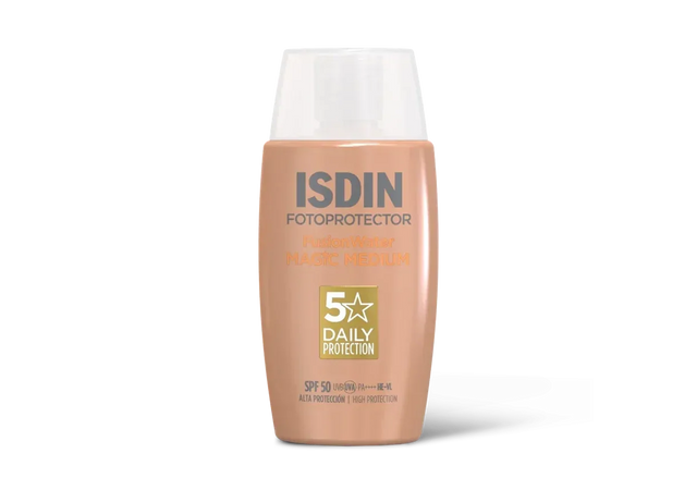ISDIN | Fusion Water MAGIC Medium SPF 50 - 50ml - InternationalCosmetic
