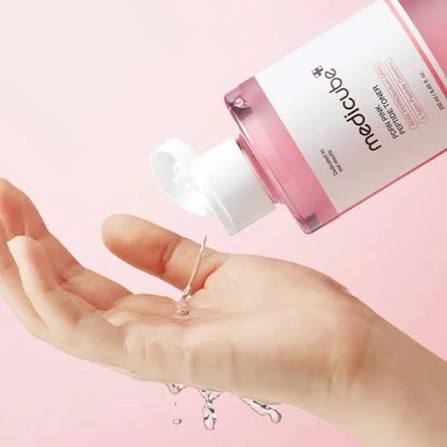 MEDICUBE | PDRN Pink CICA Soothing Toner - 250 ml