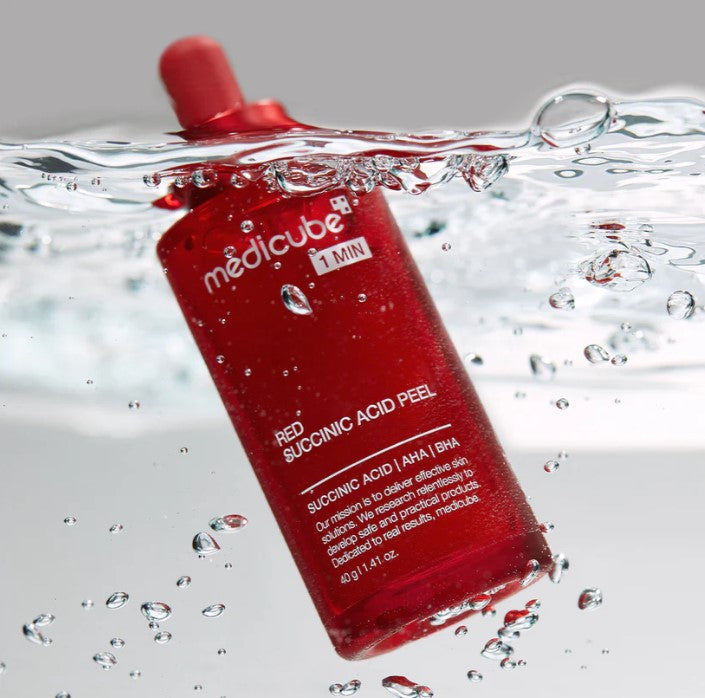 MEDICUBE | Red Acne Succinic Acid Peel - 40ml