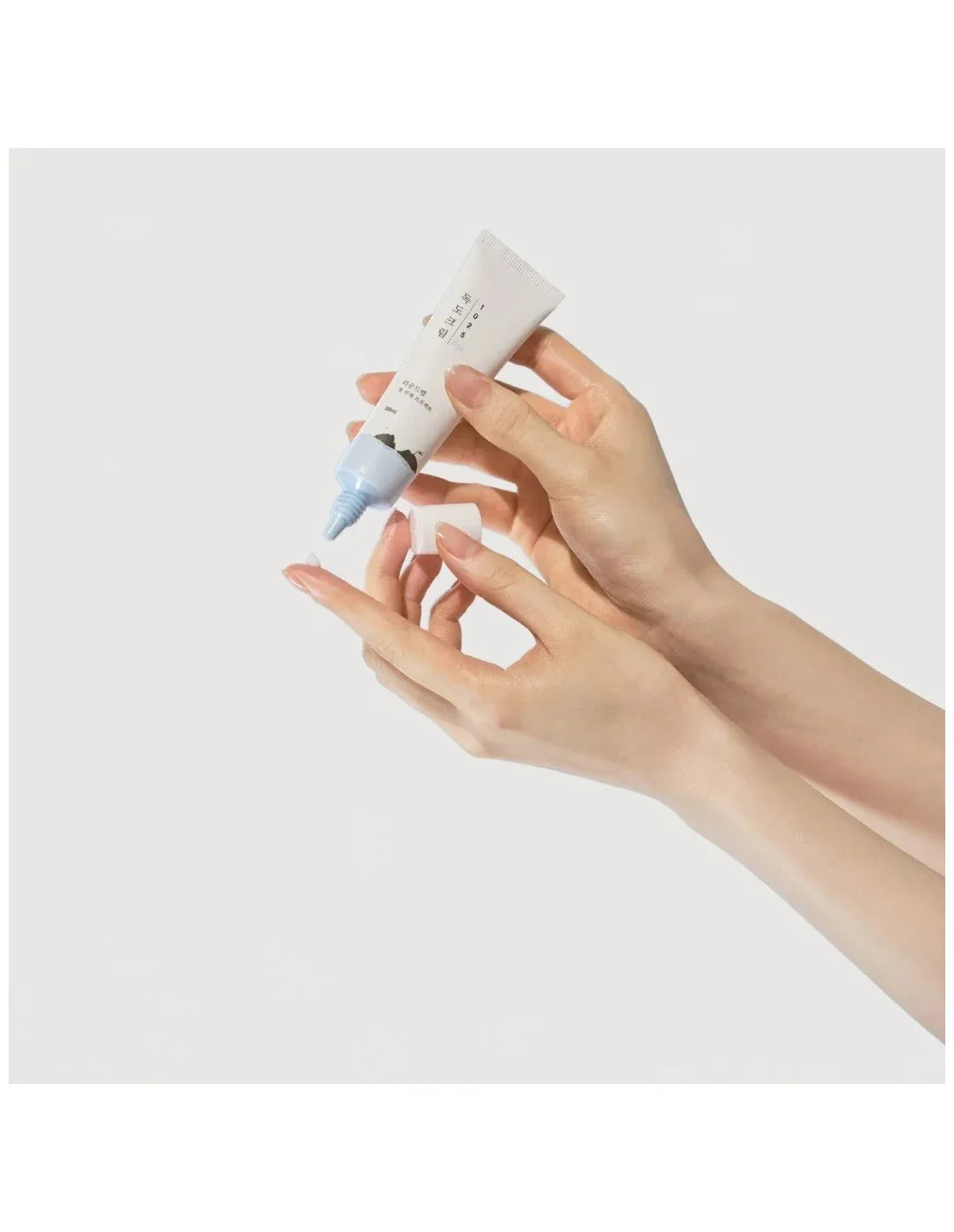 ROUND LAB | 1025 Dokdo Eye Cream - 30 ml - InternationalCosmetic