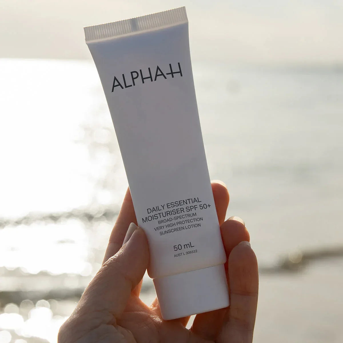 ALPHA-H | Daily Essential Moisturiser SPF50+ - InternationalCosmetic
