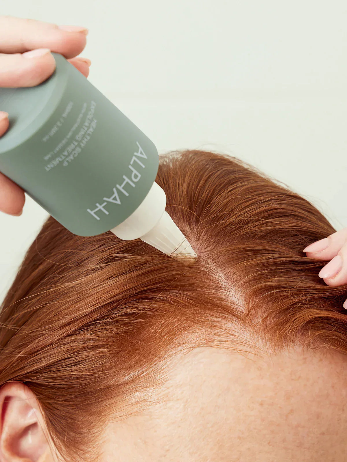 ALPHA-H | Healthy Scalp Exfoliating Treatment - 100ml - InternationalCosmetic