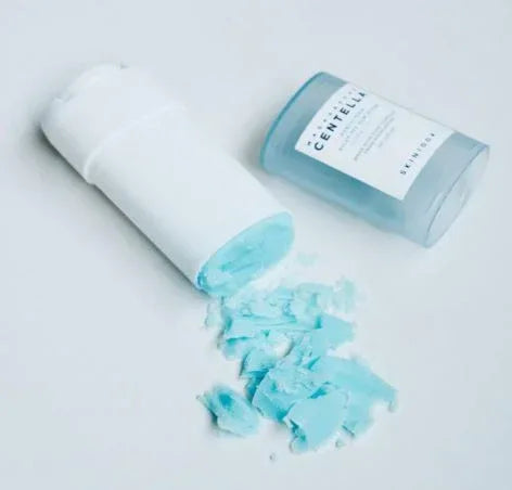 SKIN 1004 | Formato Viaje - Madagascar Centella Hyalu-Cica Silky-Fit Sun Stick SPF 50+ - 7gr - InternationalCosmetic