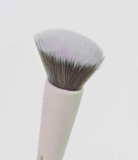 BETER | Brocha Angulada Maquillaje Fluido Natural Fiber - InternationalCosmetic