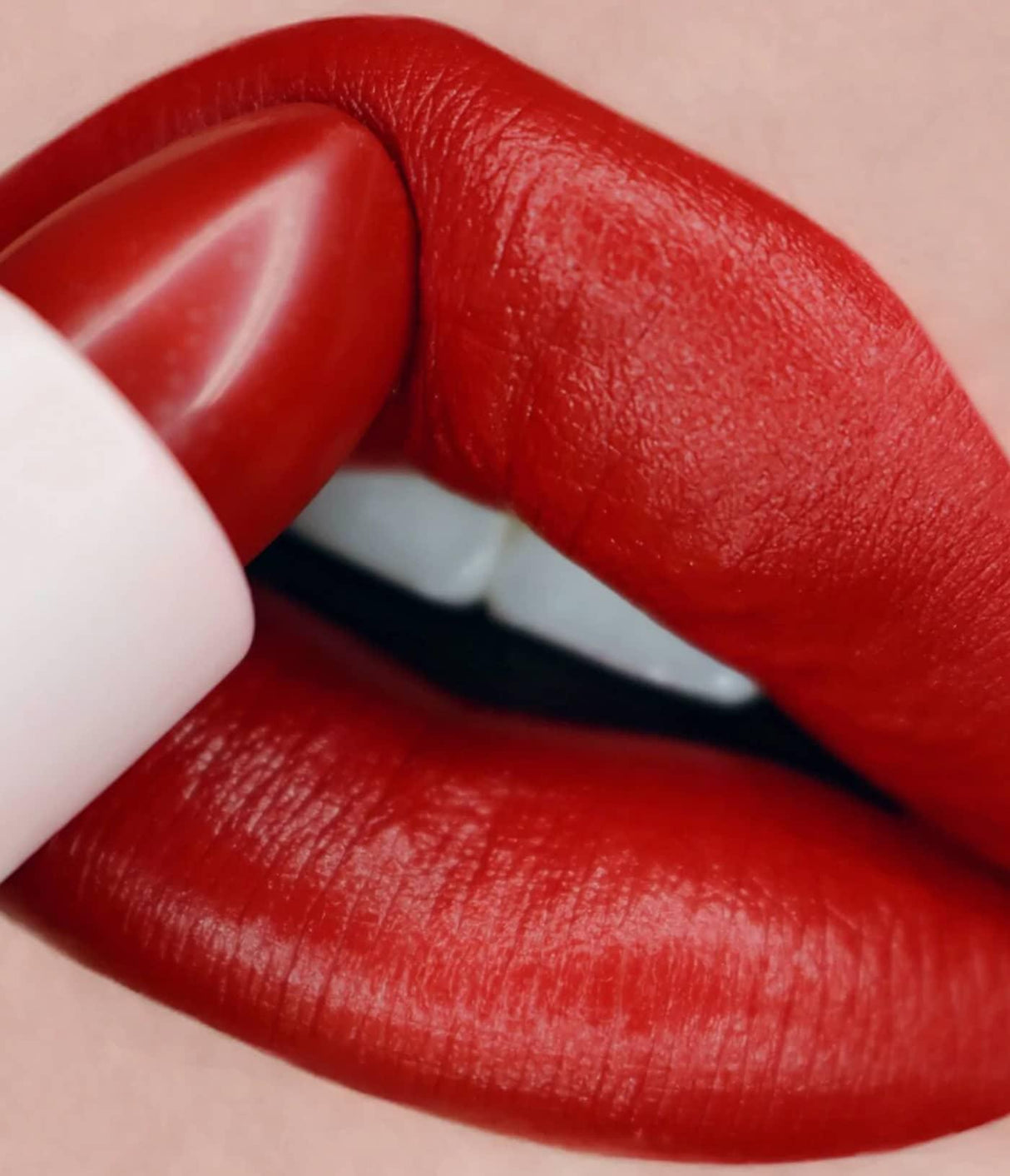 Calabasas Queen Semi-Matte Lipstick - InternationalCosmetic